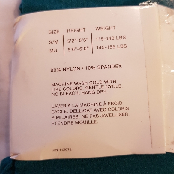 Anne Klein women's 2 pairs of tights S/M black & green - Picture 3 of 4